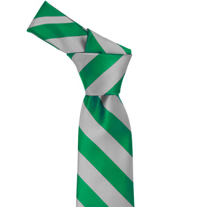 Kelly green silver striped tie knot