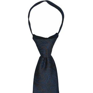 Knot on navy blue paisley zipper tie