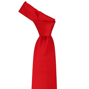 Knot on a red solid color tie