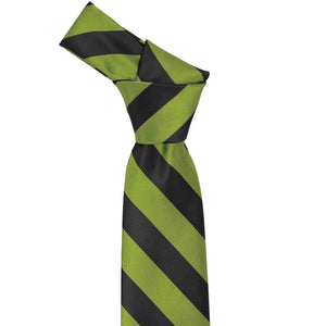 Knot on a wasabi and black striped necktie