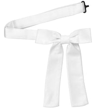 Load image into Gallery viewer, White kentucky colonel tie with band collar