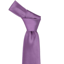 Load image into Gallery viewer, Knot on a wisteria necktie